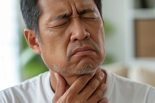 Flemas y mocos en la garganta: las seis causas más comunes de esta afección